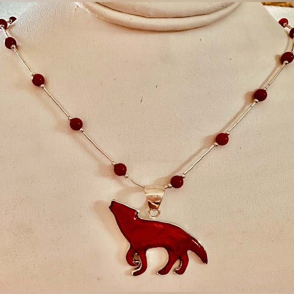 Plum Coral Wolf Pendant on Coral Beaded Liquid Sterling Silver 18" Necklace NWT - Picture 4 of 11